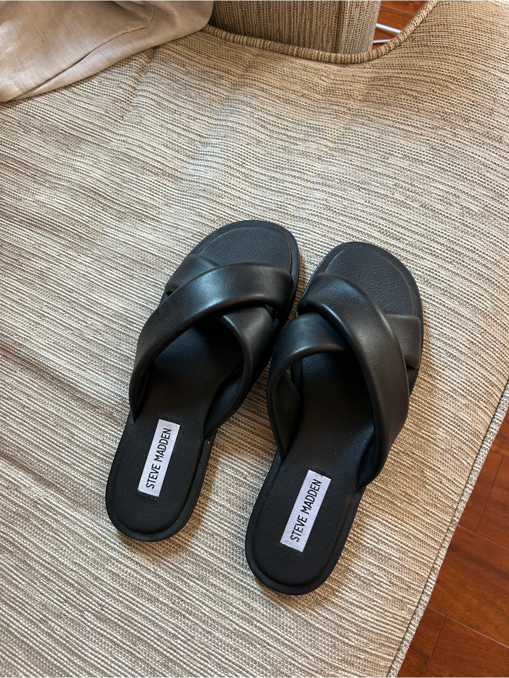 Steve Madden Black Crisscross Leather Sandals - Women's